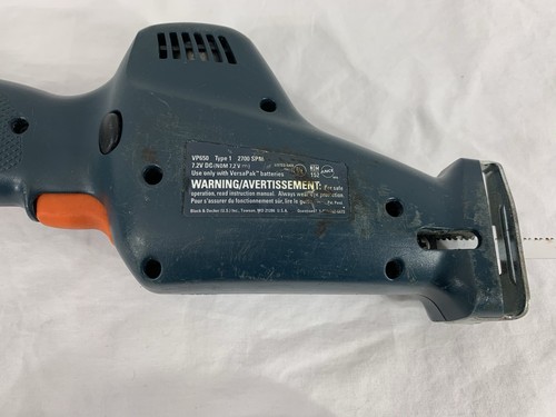 BLACK & DECKER 7.2 Volt Cordless VP650 Reciprocating Saw + VP510 Detail Sander - Picture 18 of 19