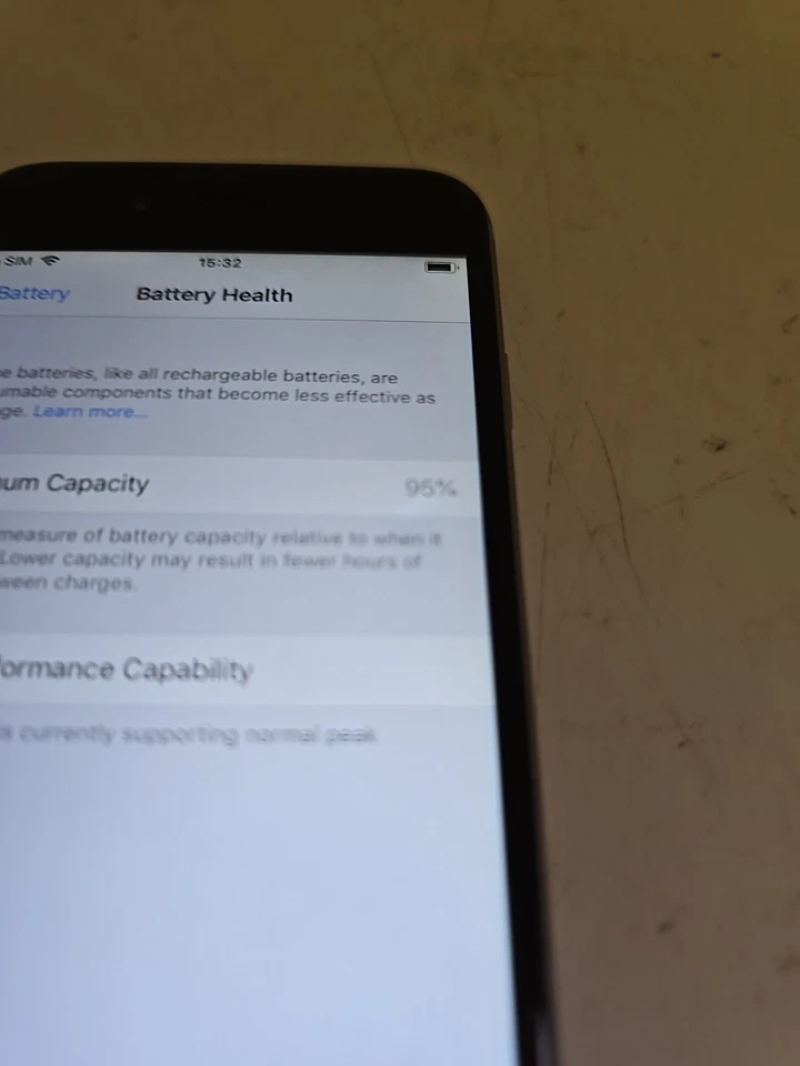 Apple iPhone 6 (Unlocked) A1586.  64gb in Space Grey.  -  Read       (DK731 - Image 3 of 4