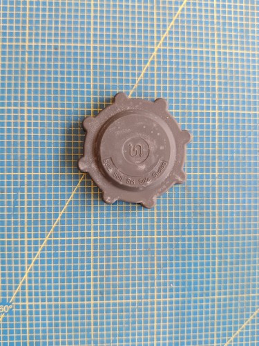 Miele Geschirrspüler Kappe Salzbehälterabdeckung 04722780