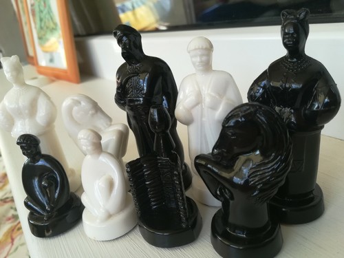 Vintage Village Style Chess USSR Soviet Set Plastic with Box Made in USSR. - Picture 3 of 12
