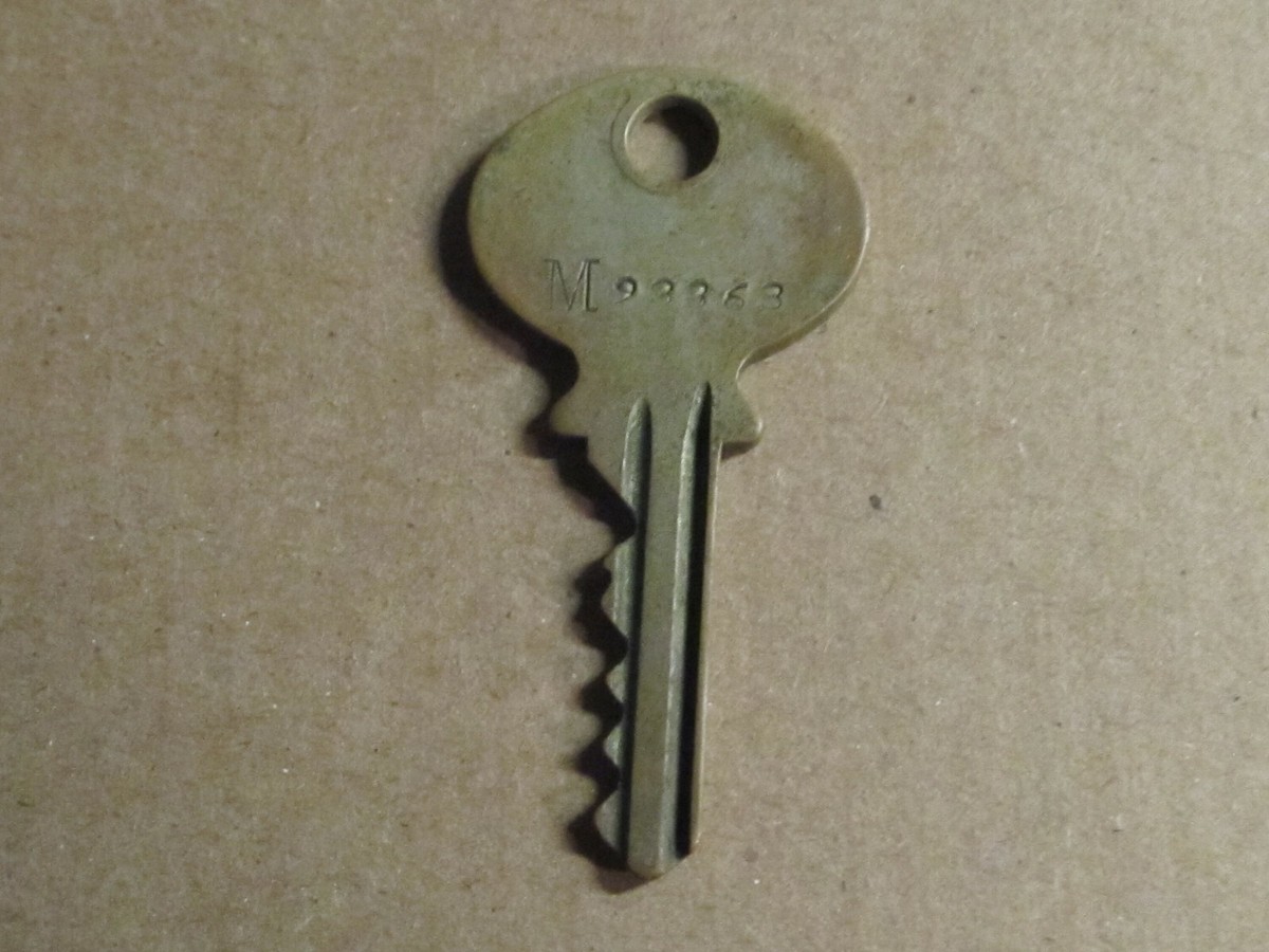 Vintage Reading Hardware Corp / USA Replacement Key / #M93363 | eBay