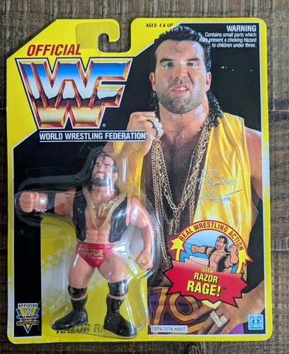 WWF Hasbro Series 7 Yellow Card Razor Ramon MOC NI...