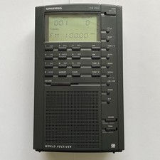 GRUNDIG Yacht Boy YB 500 World Ricevitore FM/MW/LW/SW Radio d'epoca (leggi bene)