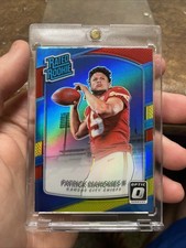 2017 Optic - Patrick Mahomes Rated Rookie Red/Yellow Prizm #177 Beautiful Card!