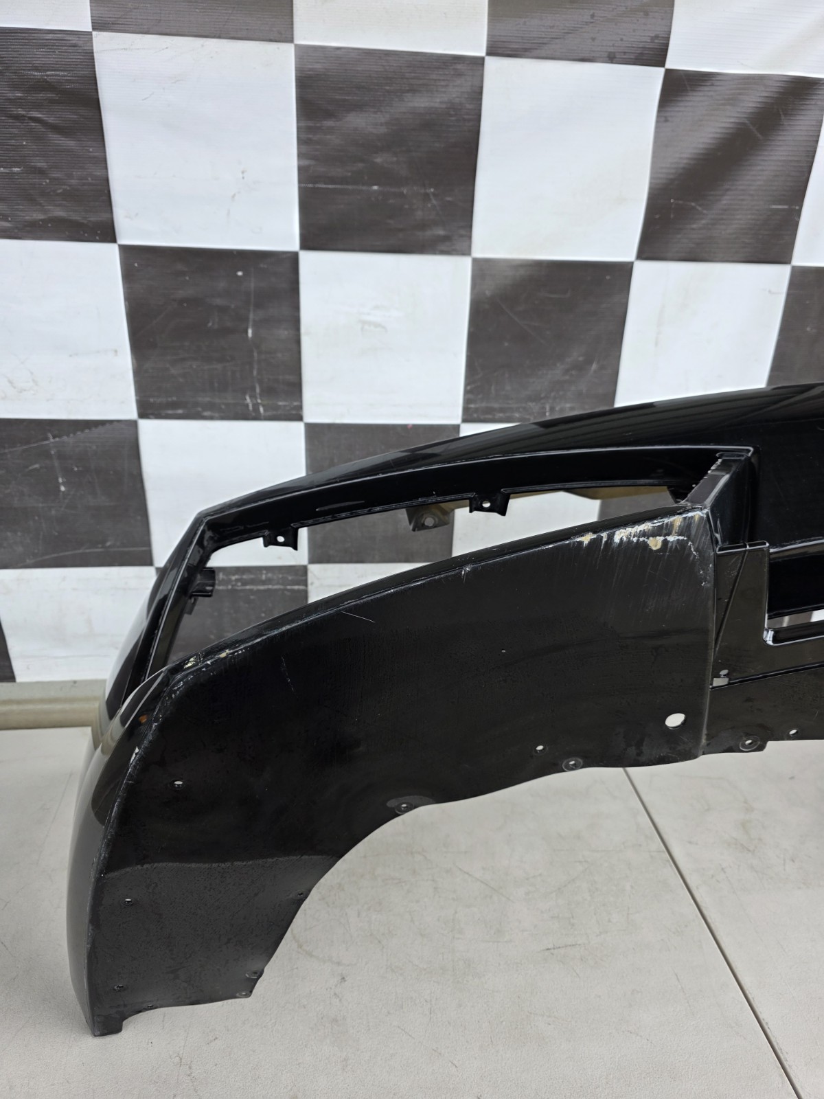 Lamborghini Gallardo LP570 Front Bumper Used Oem 400807437C