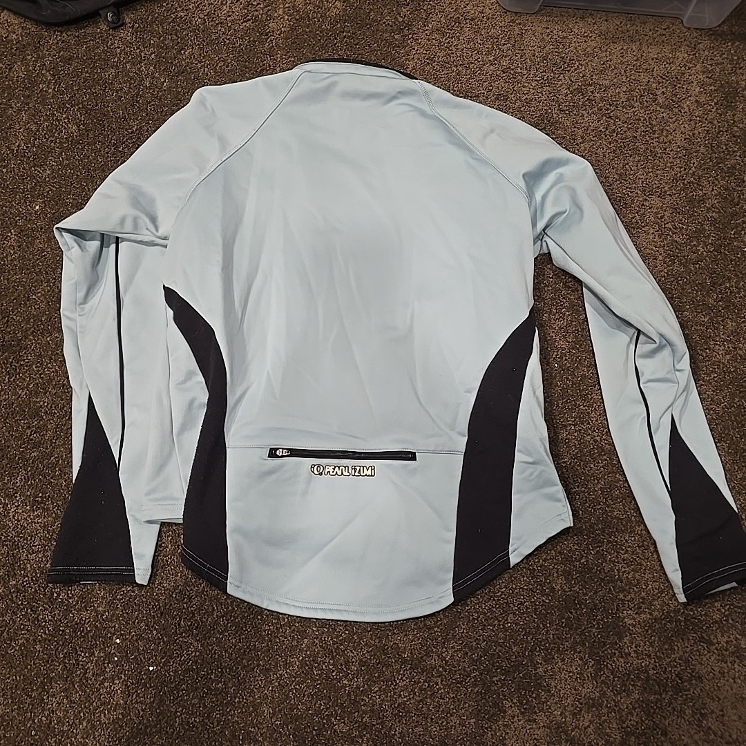 Picture 4 of 5