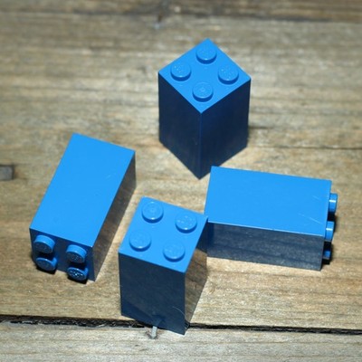 LEGO 30145 Blue Brick 2 x 2 x 3 Qty 4