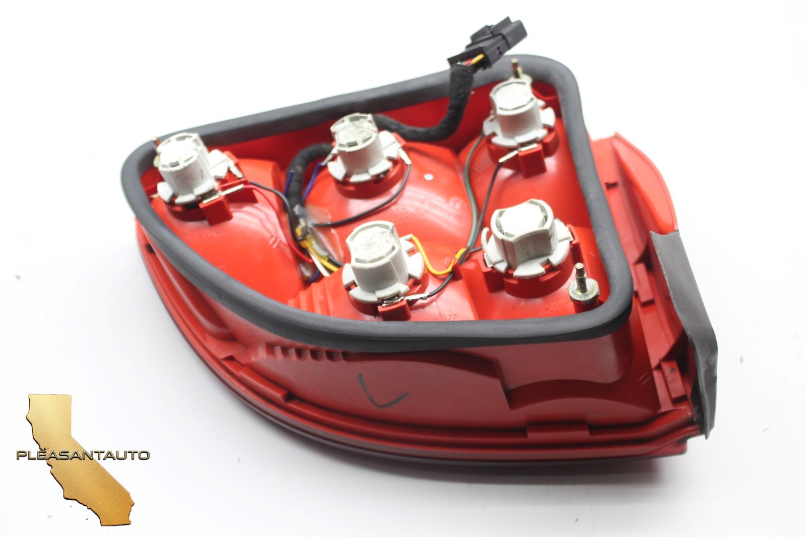 02-07 Maserati M138 4200 Coupe GT Left Driver Tail Light Lamp 189797 OEM