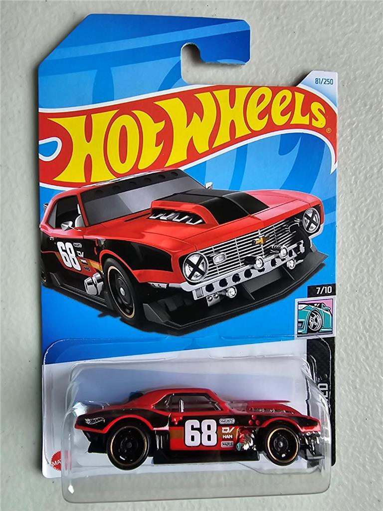 ホットウィール　パール&クローム　CUSTOM 68 CAMARO Amazon.com: Hot Wheels Custom '68 Camaro, HW Slammed 2/5