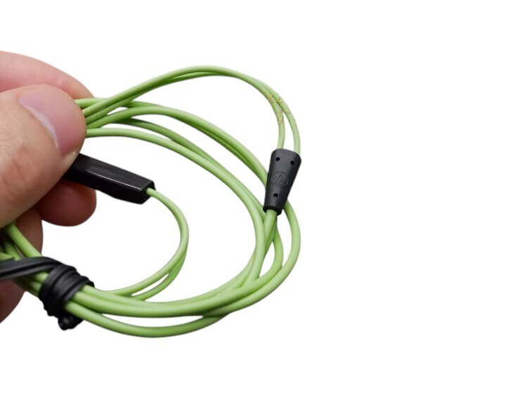 Audio technica ATH-CK400i In-Ear Headphones with Remote control