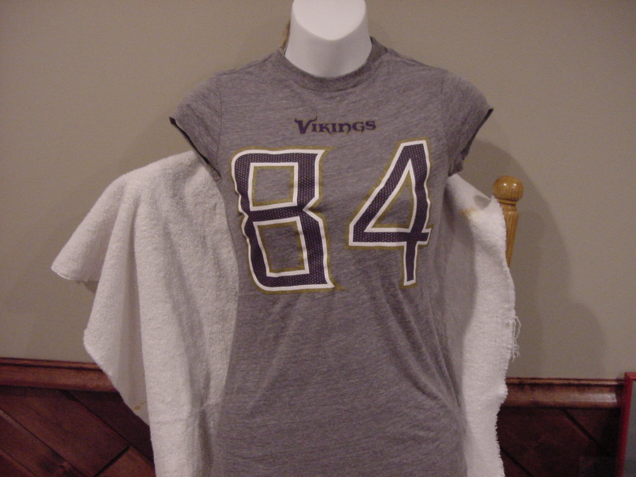 Picture 1 of 2