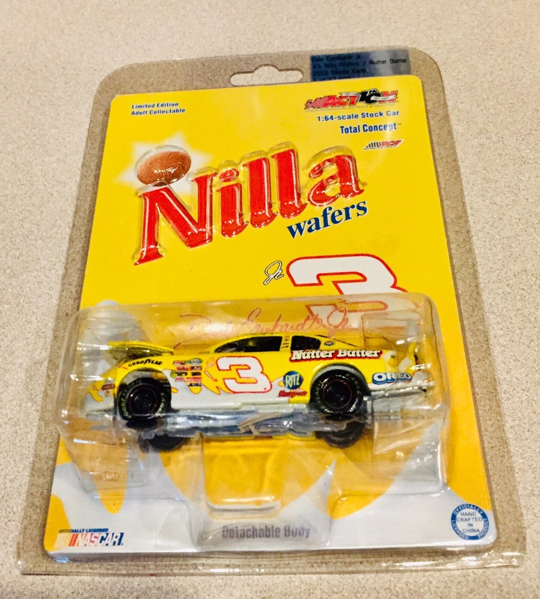 🏁 ACTION Dale Earnhardt Jr Nilla Wafers 1:64 Stock Car limited