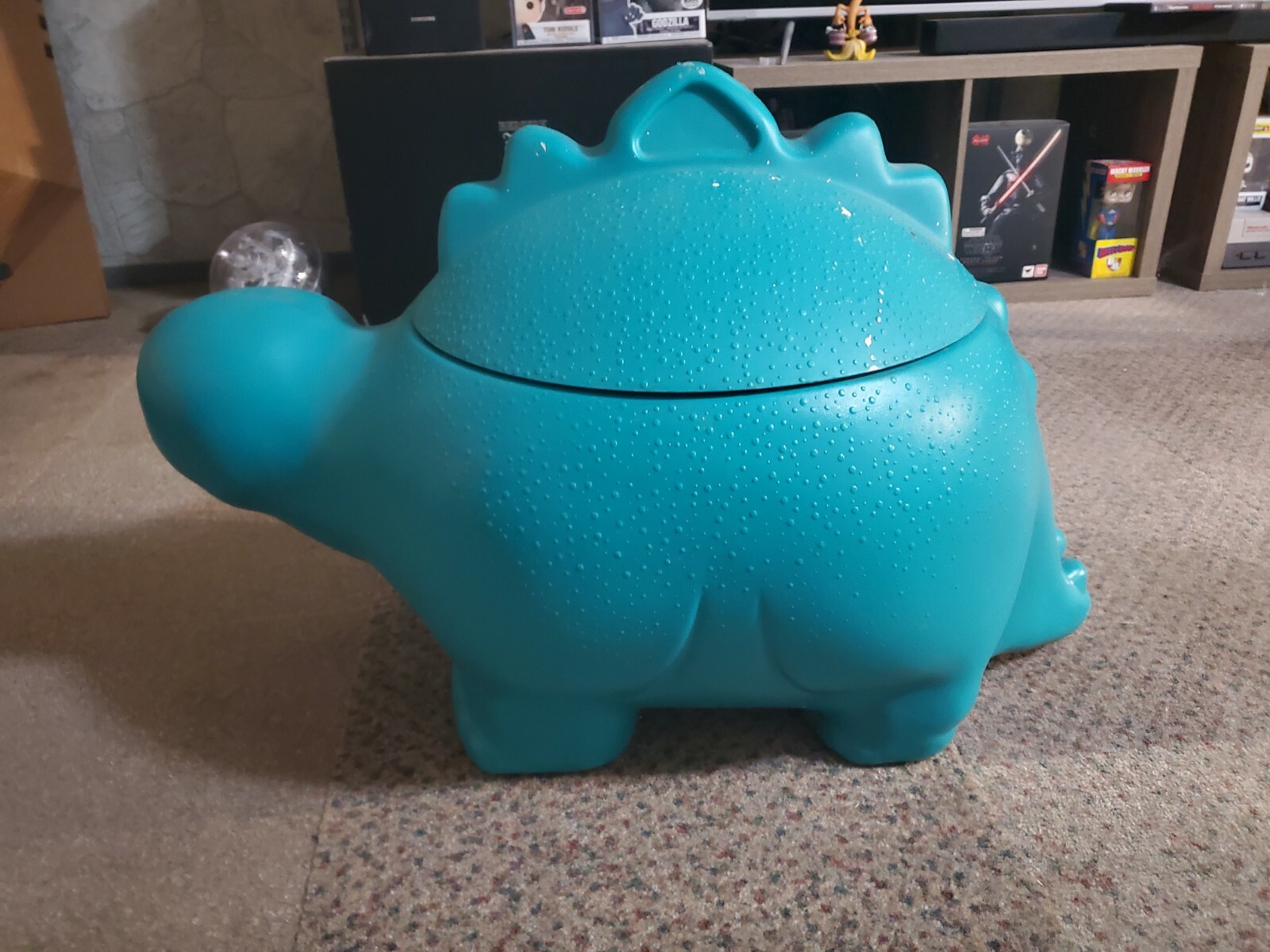 rubbermaid dinosaur toy box