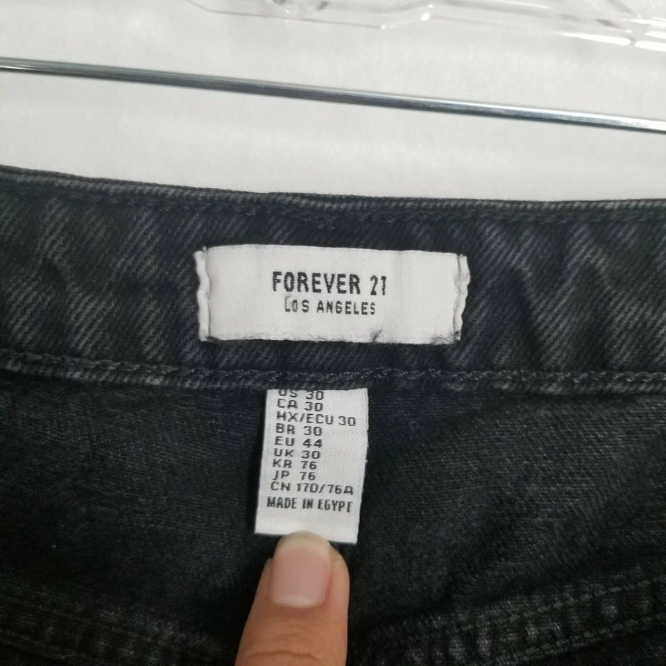 Forever 21 Los Angeles Size 30 Black Shorts Shorts - Image 2 of 4