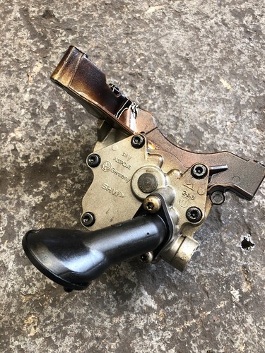 VW GOLF MK5 1.4 TSI ENGINE OIL PUMP 