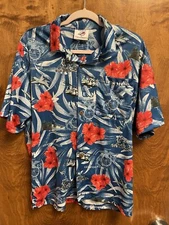AE Sport Marine Corps Hawaiin Style Mens Size Small Button Up Short Sleeve Shirt
