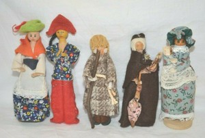 vintage peg dolls