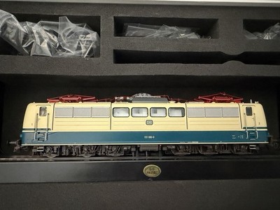 ESU 31031 E-Lok 151 080 ozeanblau beige, Metall, Sound, Panto Antrieb, AC / DC