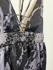 Urban Outfitters Women's Sleeveless Floral Sundress Size Small