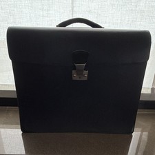 Cartier ventiquattrore uomo in pelle nera con serratura Large 44x34x12 cm.