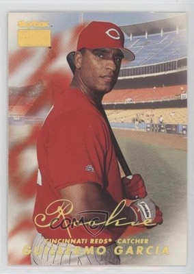 1999 Skybox Premium Rookie Guillermo Garcia (Portrait) #245 Rookie RC 0b5