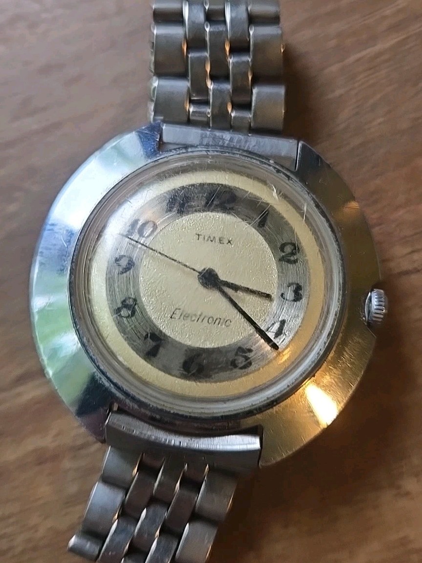 Vintage Timex Electronic 1970's UFO Watch Day Date New Battery | eBay