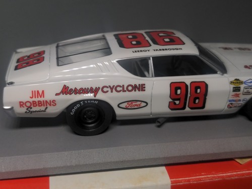 1:43 Starter Racing Champions Nascar #98 Leeroy Yarbrough 1969 Mercury Cyclone - Foto 12 di 21