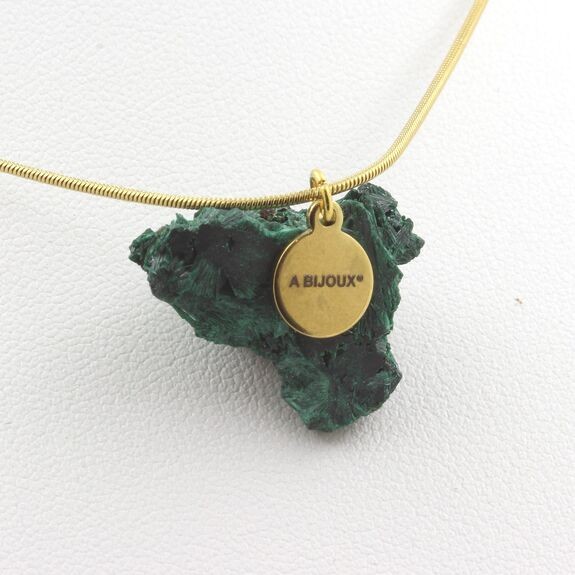 Collier Malachite brute du Congo talisman artisanal de 27.5 ct