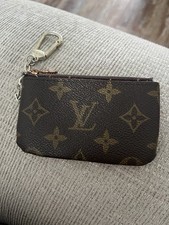 Louis Vuitton Key Pouch Monogram Cles 4.7" Vintage 1992 Zip Closure Met Hardware