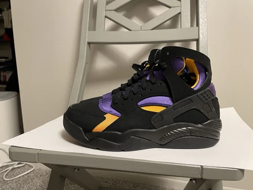 Nike air flight huarache lakers away