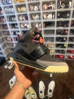 Nike Air Yeezy 1 Blink Black Pink 2009 Size x 100% Authentic Pre-Owned No Box