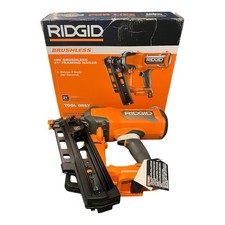 NWT Ridgid 18V Brushless 21 3 1/2 in Framing Nailer Tool Only Model R098941B