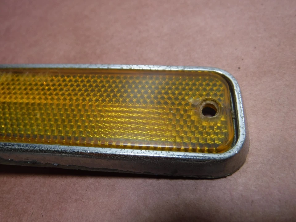 Lente de luz marcadora frontal AMC Eagle Javelin Hornet con base 3661200 naranja Foto 2 de 4