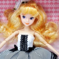 Kurhn Sweet Lolita Fantasy - Black and White Lolita doll