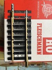 2 x Fleischmann 1700/4 U - Trenngleis - H0 Modellgleis 