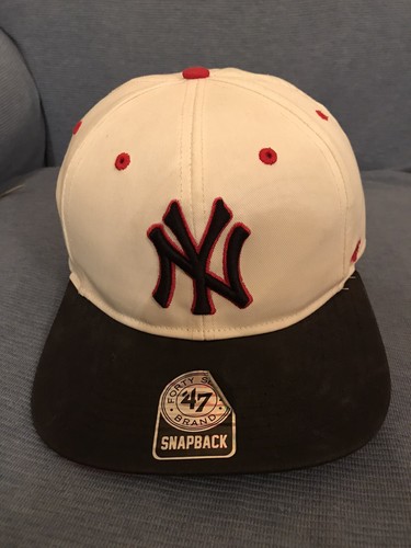 Originale Cappello New Era New York Yankees Visiera Piatta Bianco Unisex |  eBay