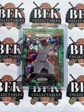 2024 Prizm Green Cracked Ice  YADIER MOLINA