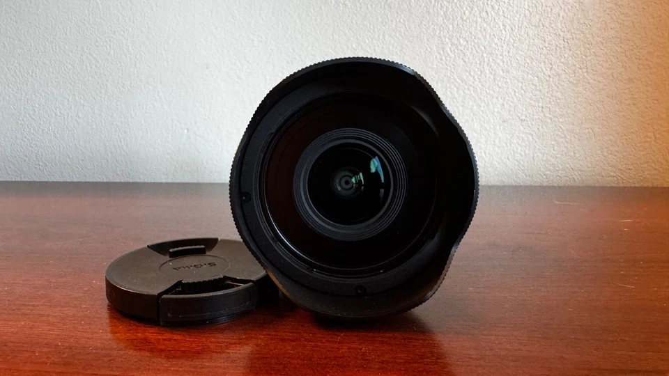 Sigma 17mm f/4 for Sony E-mount, perfect condition. - Image 2 of 2