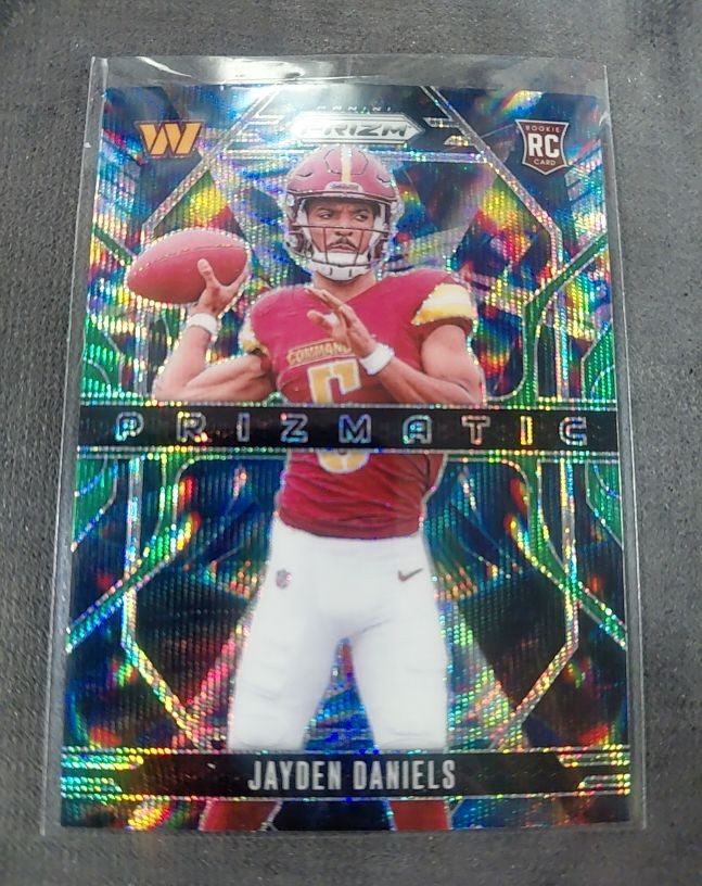 2024 Panini Prizm Prizmatic #3 Jayden Daniels