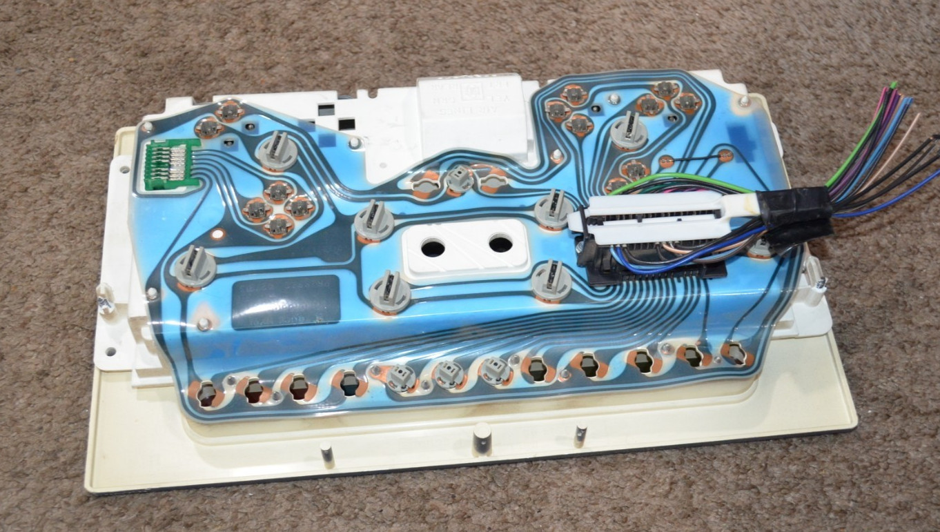 1992-1994 FLEETWOOD RV WORKHORSE MOTORHOME NSTRUMENT CLUSTER SPEEDOMETER GAUGE