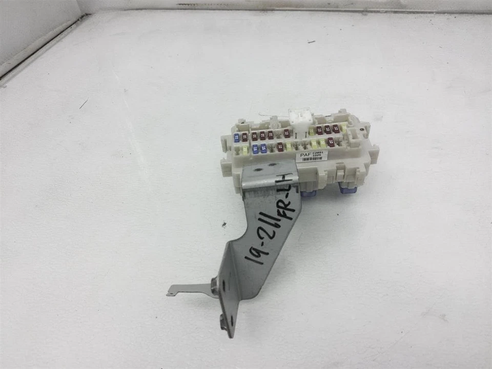 Nissan Altima 2012-2013 caja de fusibles interior 24350-9Ha0a Foto 2 de 4