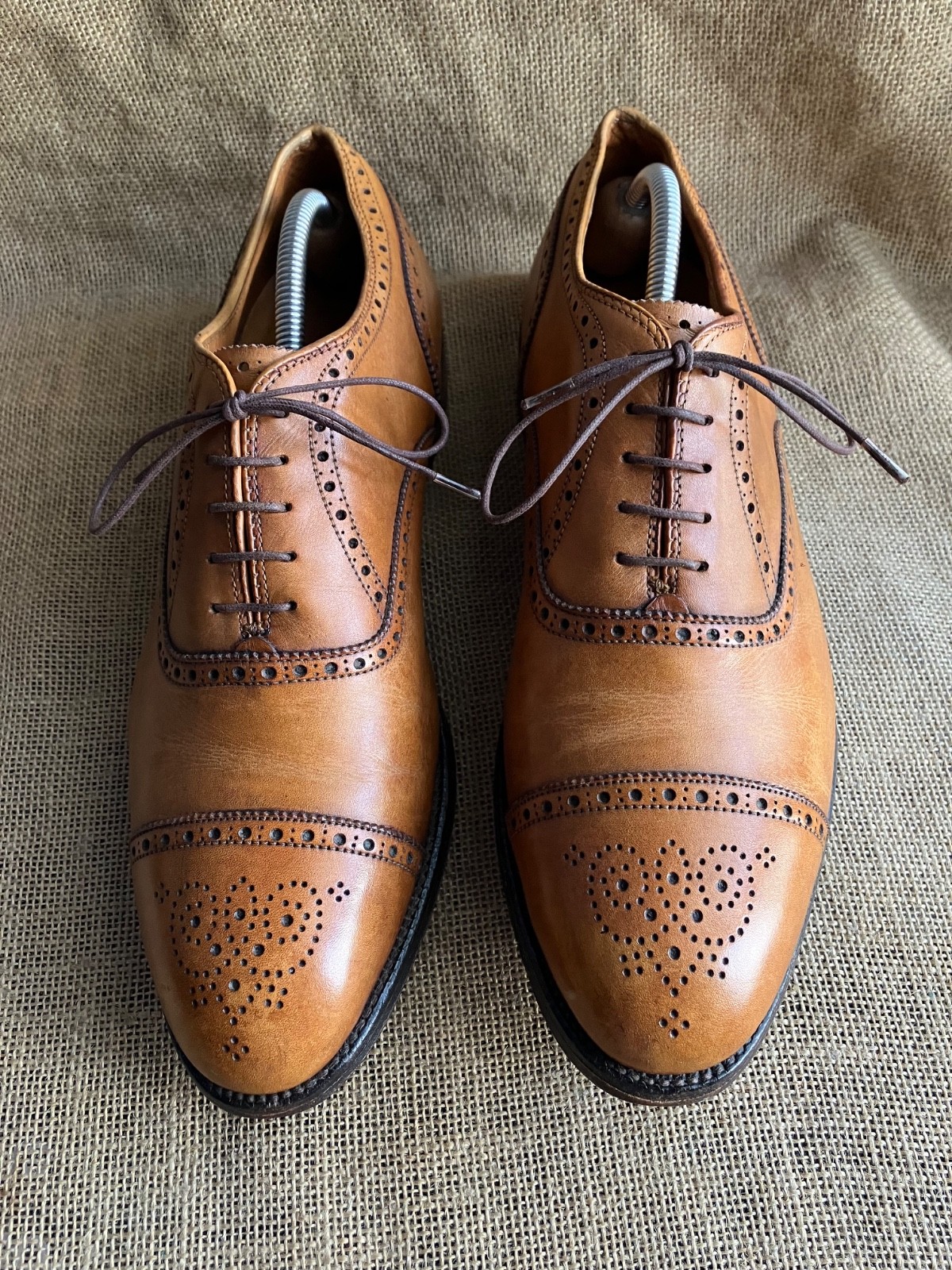Alden 911 Burnished Tan Calfskin Medallion Tip Bal