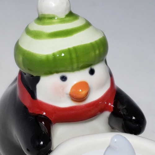 VTG Hallmark Penguin Snowball Candle Holder w Battery Tea Light Christmas Decor - Picture 5 of 5