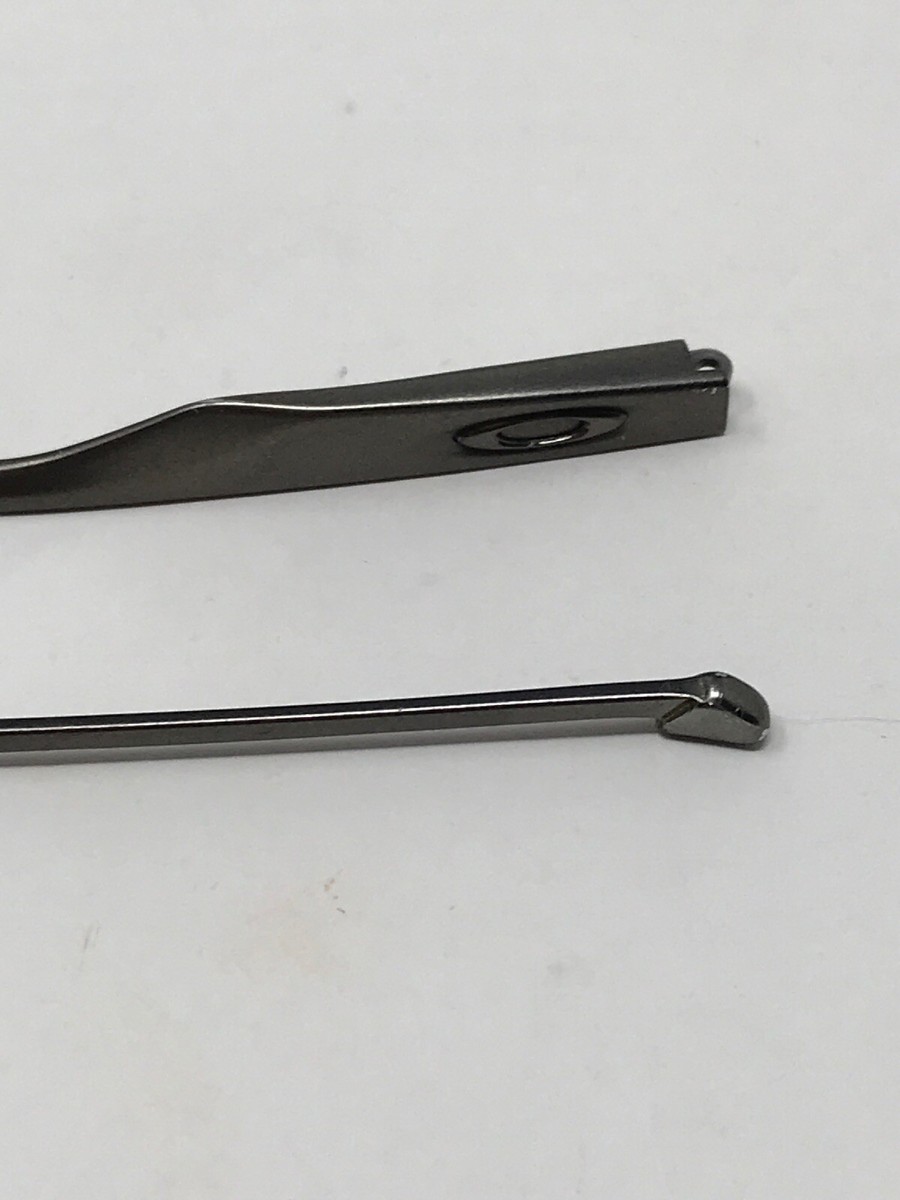 Authentic Temple Replacement PARTS OAKLEY SOCKET 4.0 74327A 15G