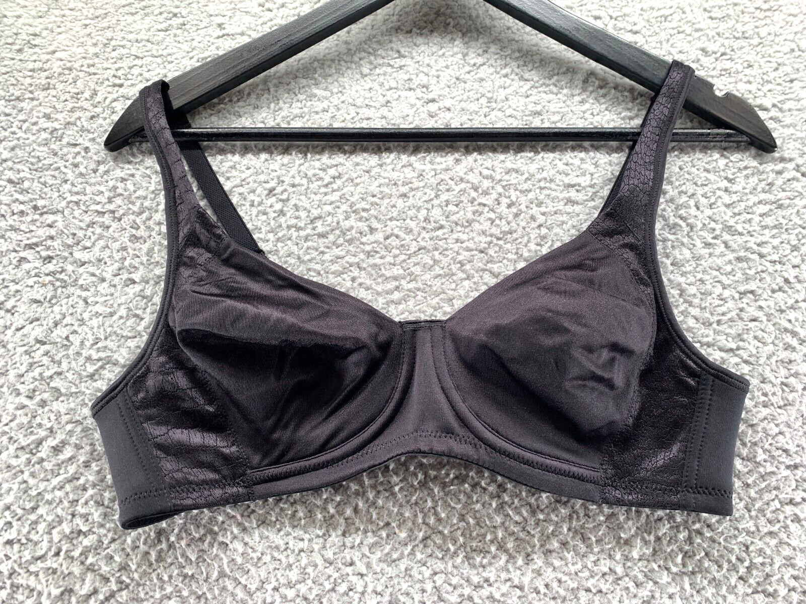 Playtex 18 Hour No Poke/Dig Underwire Bra Women 36B B… Gem
