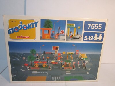 Rare Vintage Majorette Majokit The City #7555 + Possible Other Set