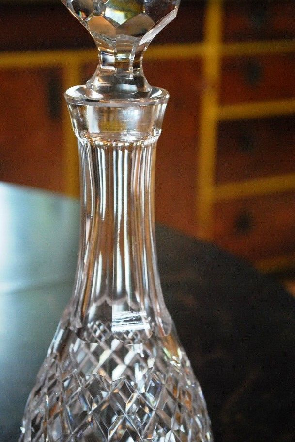 COMERAGH Vtg HAND CUT WATERFORD CRYSTAL Decanter W Stopper PANELS/DIAMONDS 12.75