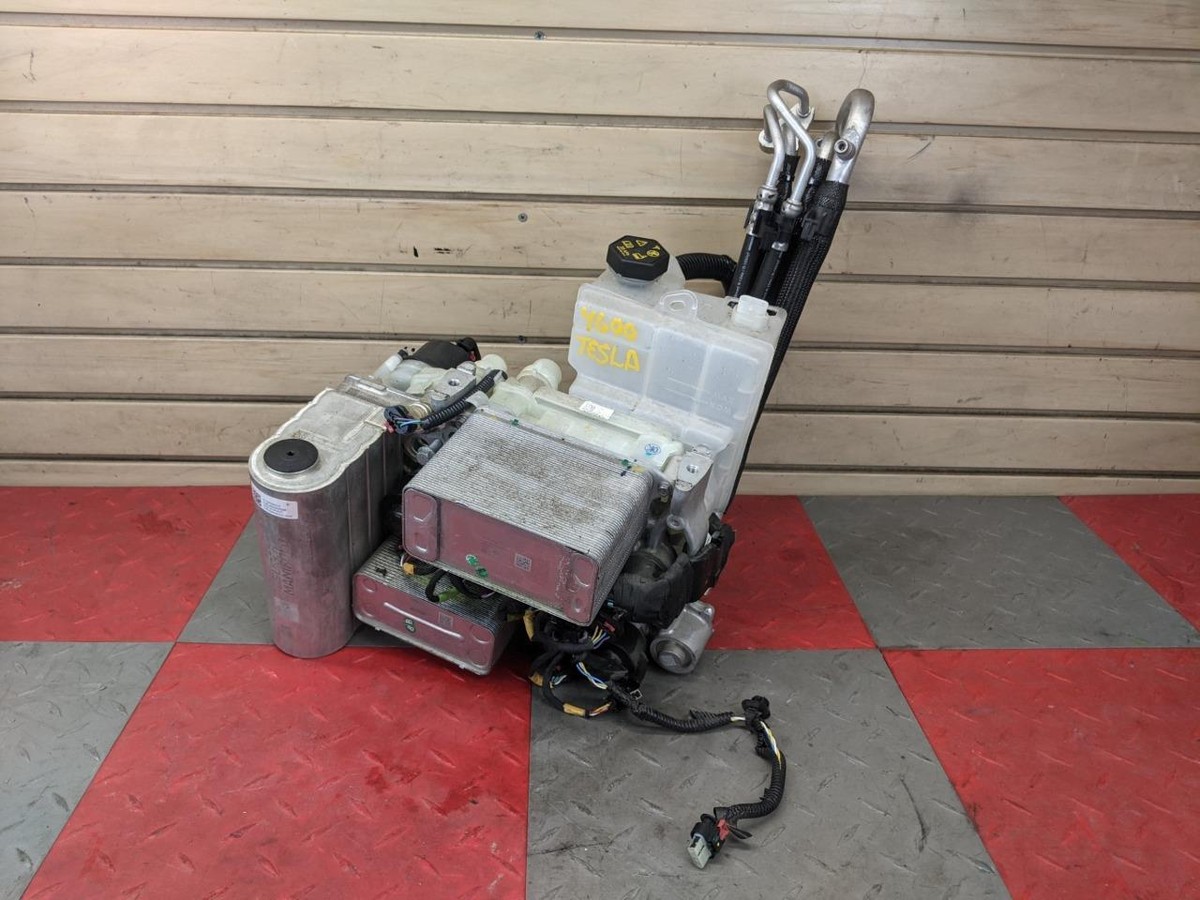 2020-2022 TESLA MODEL Y OEM MY SUPERMANIFOLD REFRIGERANT CHILLER