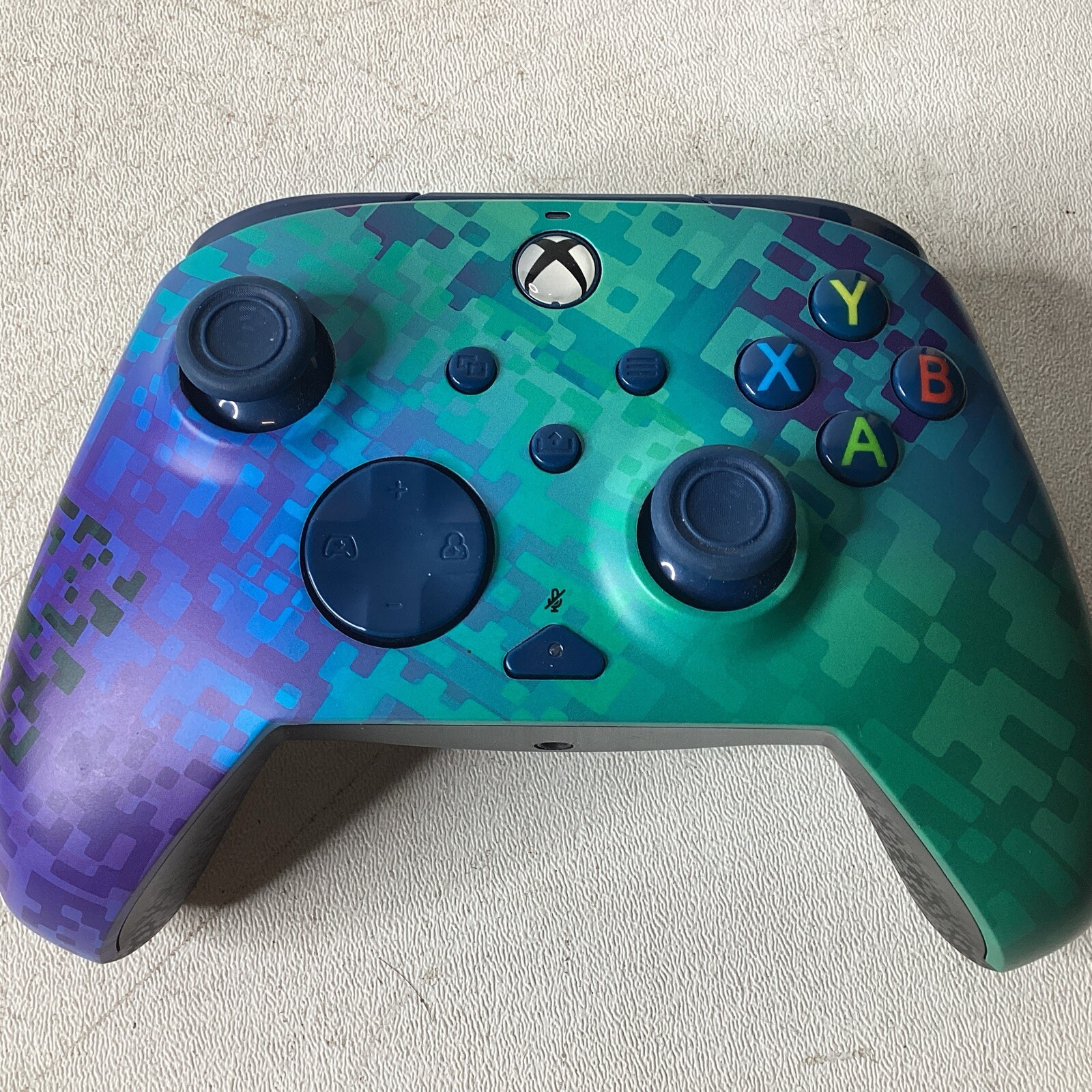 Picture 1 of 3