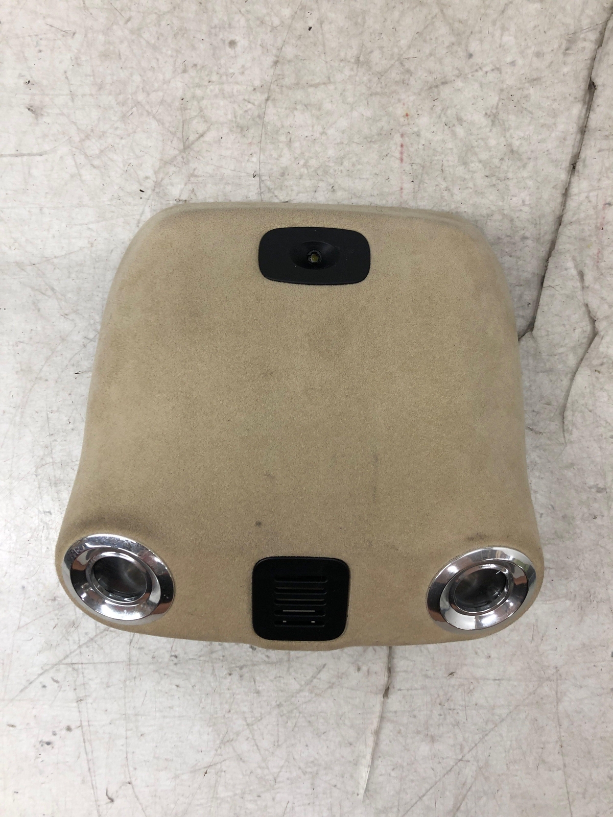 ASTON MARTIN RAPIDE FRONT INTERIOR DOME LIGHT LAMP BEIGE LEATHER 8D33519A70AD